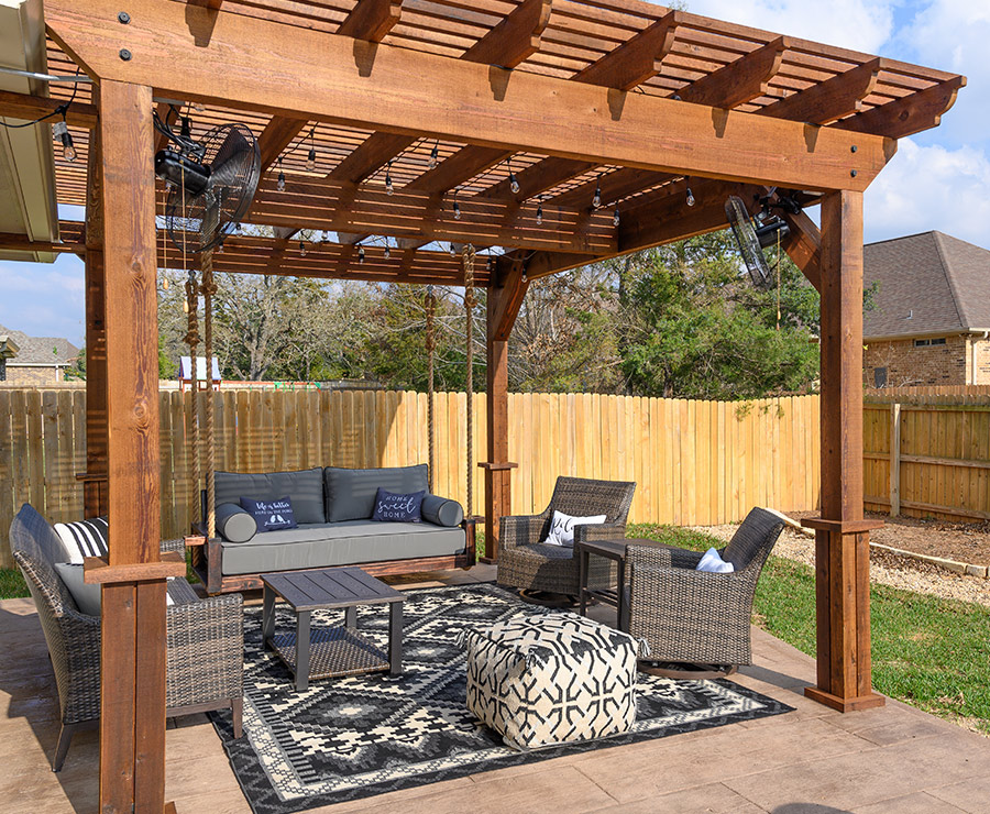 Innovative Backyard Design Ideas for Small Spaces