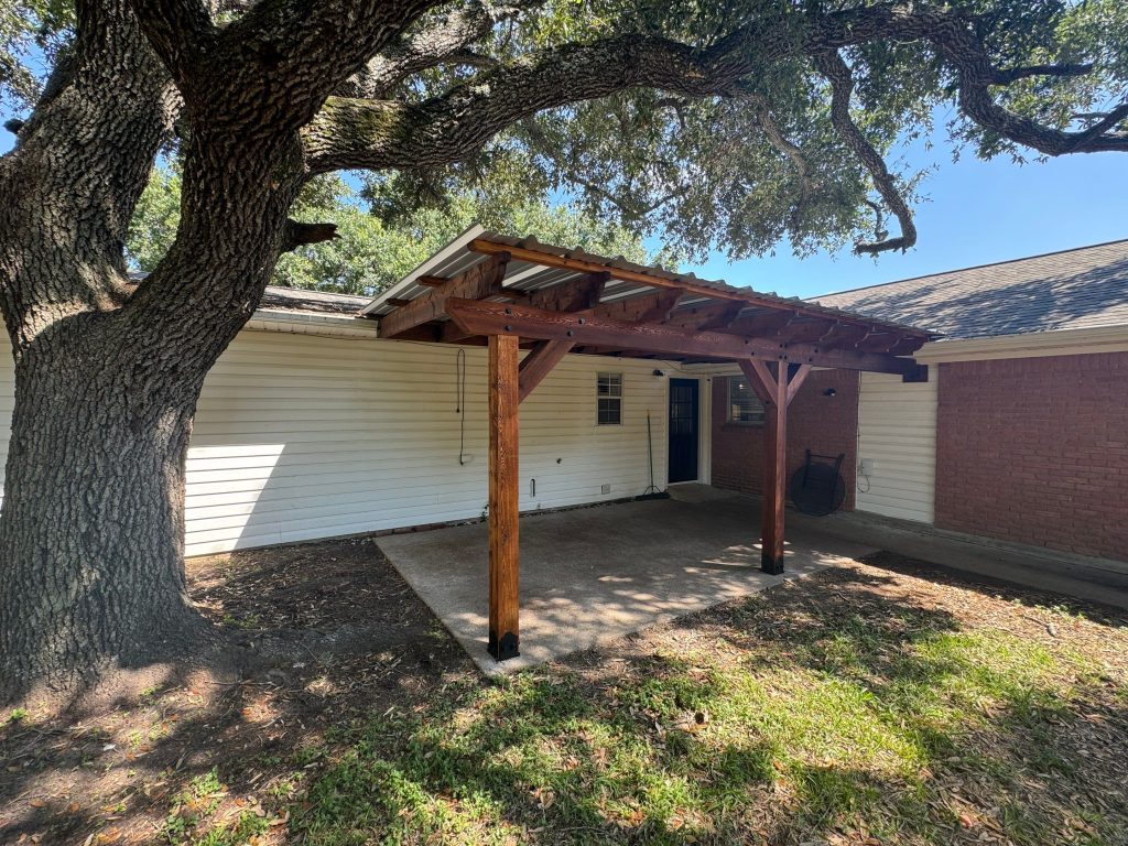 Covered Porch Designs for Stylish Outdoor Living Bryan, TX