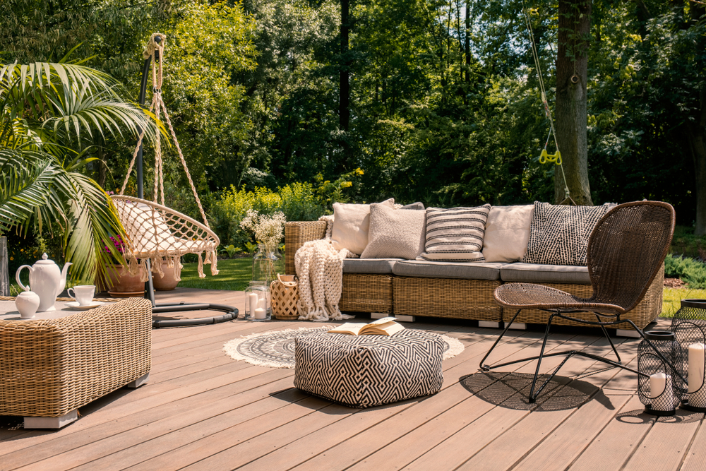 Composite Deck Contractors: Qualities to Look For, H3 Outdoor Design