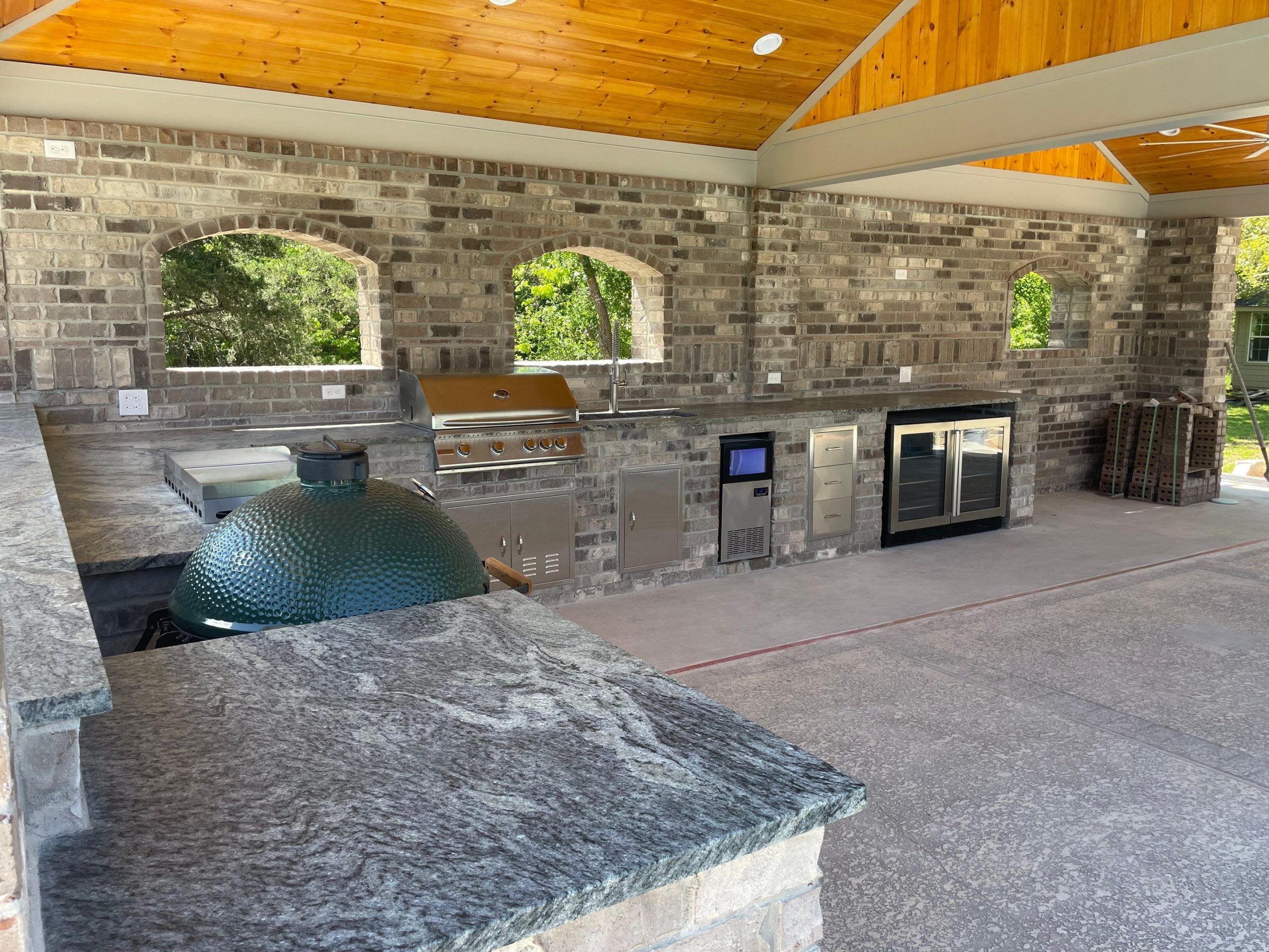Covered outdoor living area design considerations bryan tx | h3 outdoor design & construction | h3 outdoor design & construction Covered Outdoor Living Area Design Considerations Bryan Tx