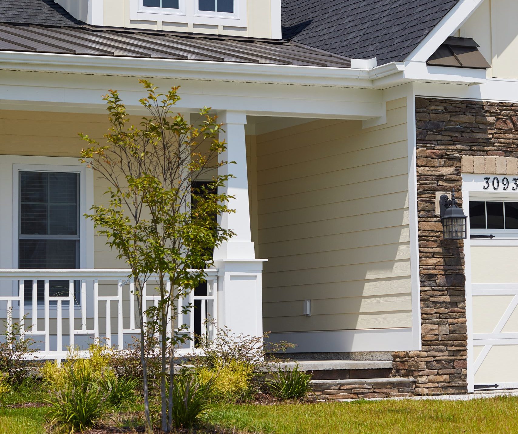 Front patio design ideas to enhance curb appeal bryan, tx | h3 outdoor design & construction | h3 outdoor design & construction Azek Building Products Photographed by Brett Bulthuis in Myrtle Beach Nc 2019