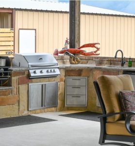 Outdoor Kitchen