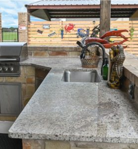 Outdoor Kitchen Counter