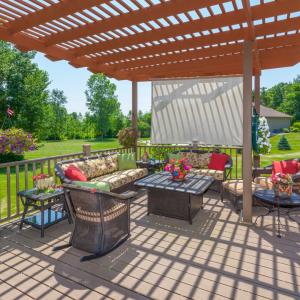 10 | h3 outdoor design & construction Finishing Touches to Personalize Your Backyard Deck